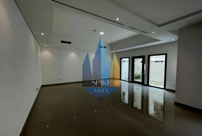 94023624 - Property Image 3