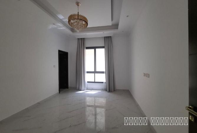 79004453 - Property Image 3