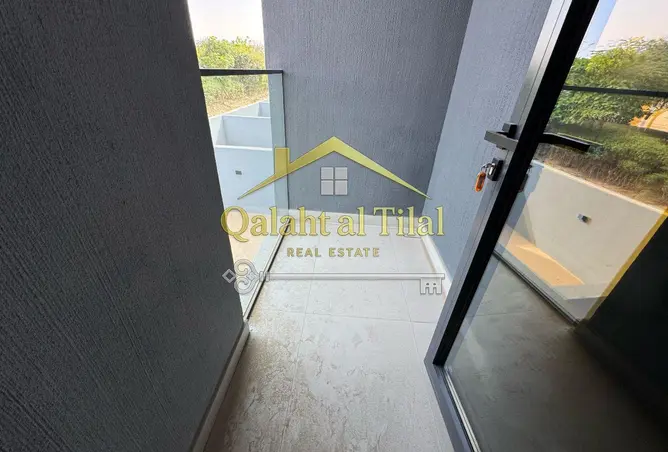103689381 - Property Image 2