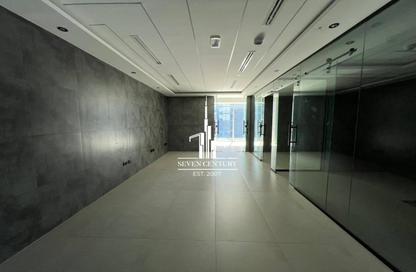 Office Space - Studio - 1 Bathroom for rent in The Binary Tower - Business Bay - Dubai Office Space - Studio - 1 Bathroom for rent in The Binary Tower - Business Bay - Dubai