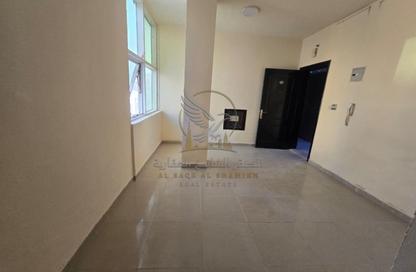 Apartment - Studio - 1 Bathroom for rent in Al Qulaya'ah - Al Sharq - Sharjah