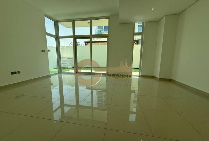 82787572 - الصورة الرئيسية للعقار