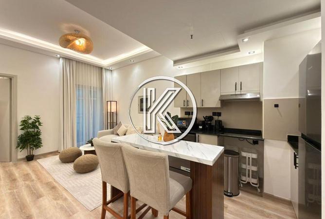 100827826 - Property Image 3