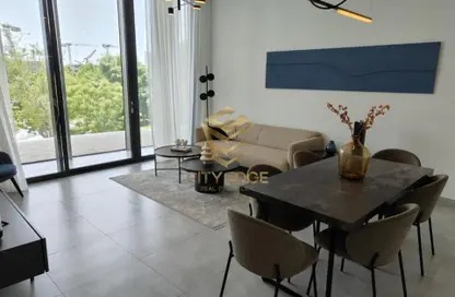 شقة - غرفة نوم - 2 حمامات للبيع في البوابة 5 - الجادة - الشارقة