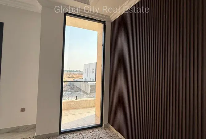 164561757 - Property Image 3