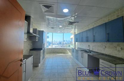 Apartment - 2 Bedrooms - 4 Bathrooms for rent in Gulf Residence Tower A - Oud Metha - Bur Dubai - Dubai