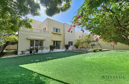 Villa - 4 Bedrooms - 5 Bathrooms for rent in Meadows 4 - Meadows - Dubai