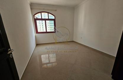 Apartment - 2 - 2 for rent in Al Khan Lagoon - Al Khan - Sharjah