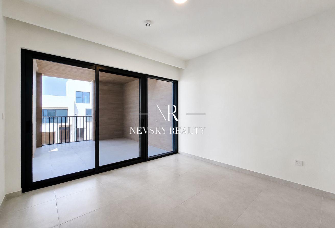 Brand New | Fully Furnished | Stylish Apartment photo 2
