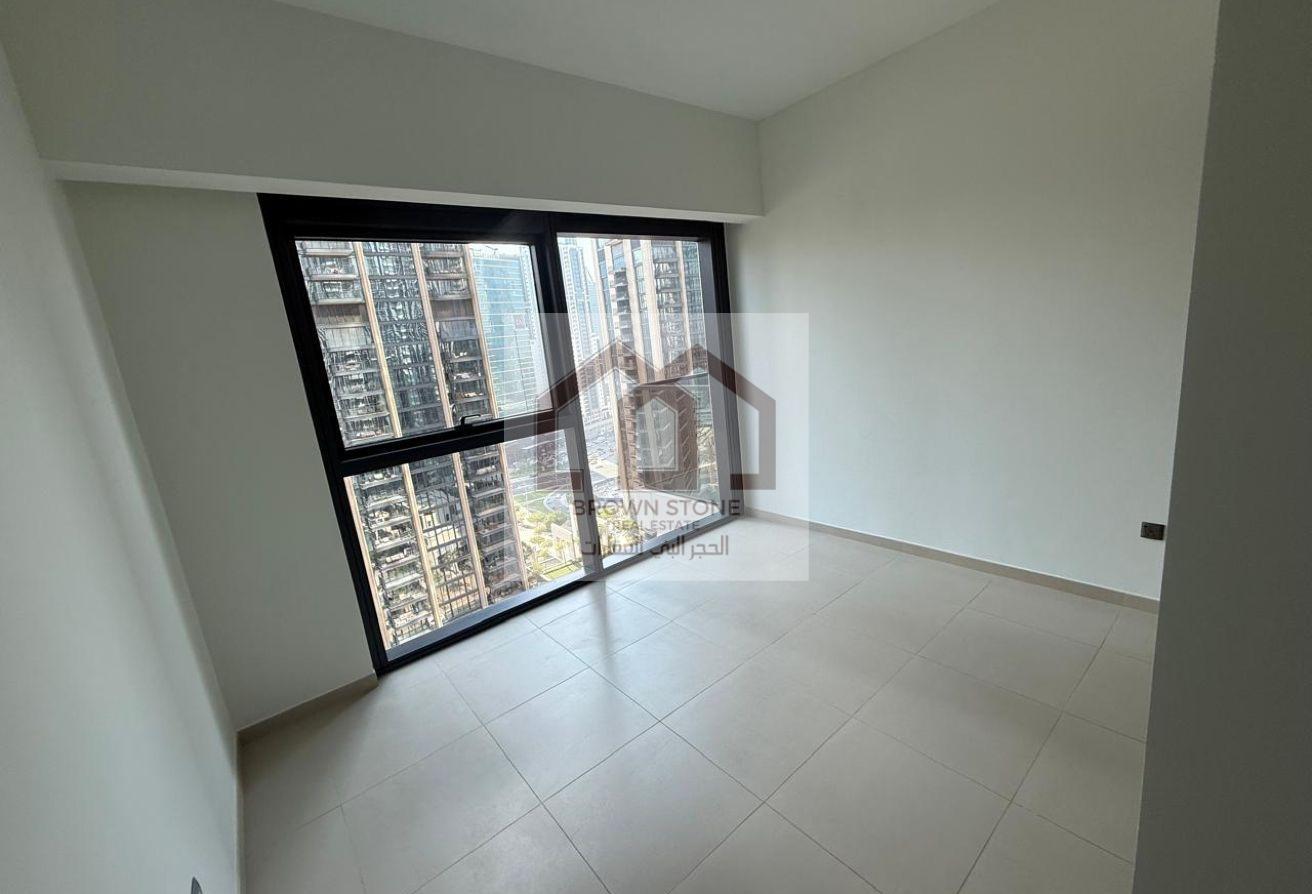 High Floor | Corner Unit | Blvd View |Unfurnished photo 3