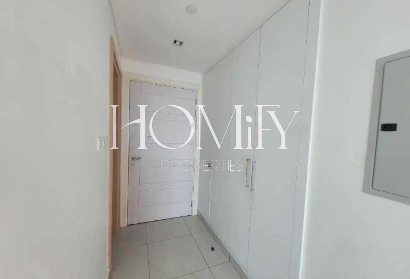 Huge Layout | Prime Location | Amazing View photo 6
