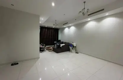 شقة - غرفة نوم - 2 حمامات للبيع في برج اللؤلؤة - الخان - الشارقة