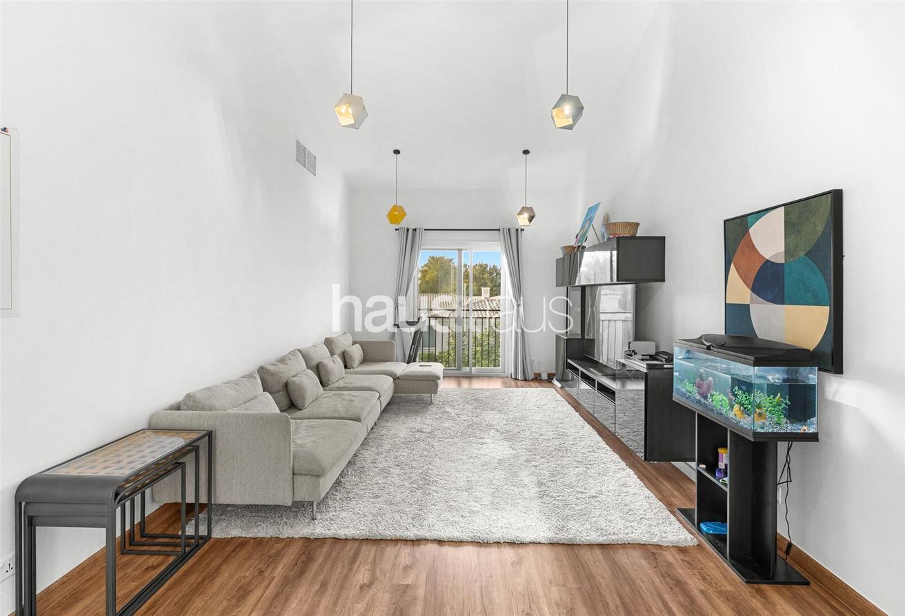 Upgraded | Corner Plot | South West Garden photo 15