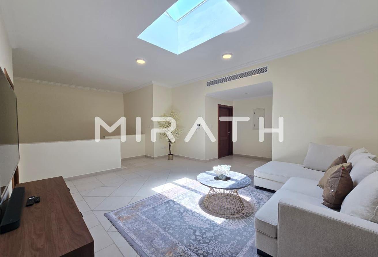Fully Upgraded | Newly Furnished | Private Pool photo 10