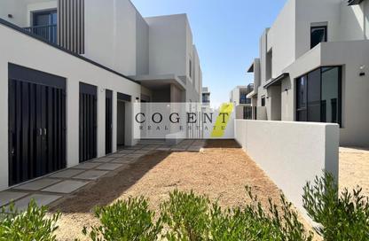 Townhouse - 4 - 5 for sale in Jebel Ali Village Townhouses - Jebel Ali Village - Jebel Ali - Dubai