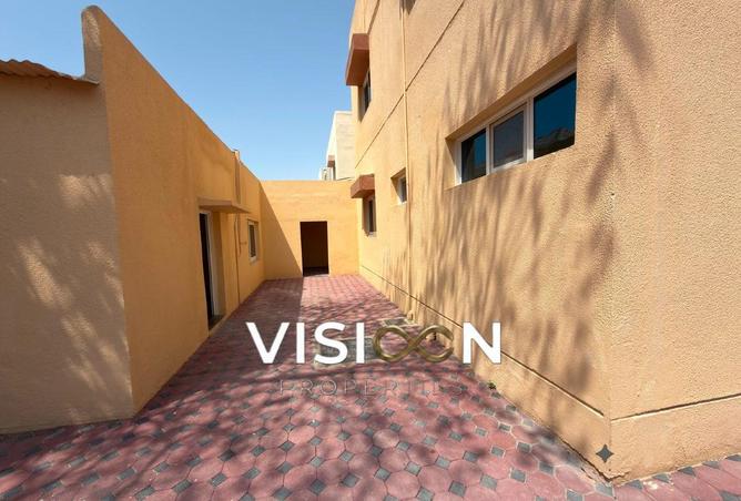 123830556 - Property Image 3