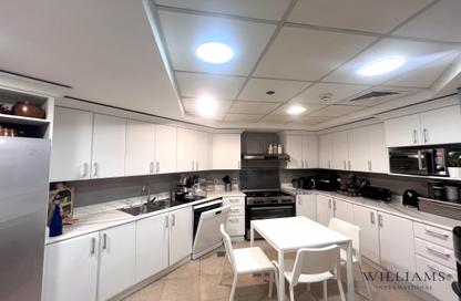 Apartment - 3 - 3 for sale in Al Dabas - Shoreline Apartments - Palm Jumeirah - Dubai