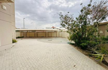 Villa - 5 Bedrooms - 7 Bathrooms for rent in Al Falaj - Al Riqqa - Sharjah
