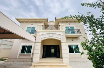 Villa - 5 Bedrooms - 7 Bathrooms for rent in Al Falaj - Al Riqqa - Sharjah