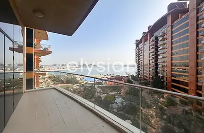 Apartment - 1 Bedroom - 2 Bathrooms for rent in Emerald - Tiara Residences - Palm Jumeirah - Dubai
