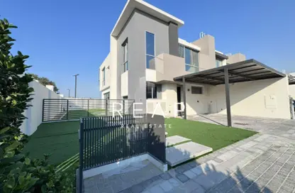 Villa - 4 Bedrooms - 5 Bathrooms for sale in Gardenia Townhomes - Wasl Gate - Dubai Villa - 4 Bedrooms - 5 Bathrooms for sale in Gardenia Townhomes - Wasl Gate - Dubai