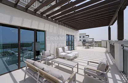 Apartment - 3 Bedrooms - 3 Bathrooms for sale in Views B - Yas Golf Collection - Yas Island - Abu Dhabi Apartment - 3 Bedrooms - 3 Bathrooms for sale in Views B - Yas Golf Collection - Yas Island - Abu Dhabi