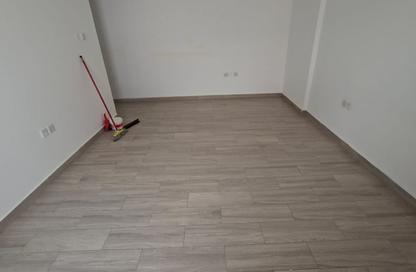 Apartment - 1 Bedroom - 1 Bathroom for rent in Al Naba'ah 8 Building - Al Naba'ah - Al Sharq - Sharjah Apartment - 1 Bedroom - 1 Bathroom for rent in Al Naba'ah 8 Building - Al Naba'ah - Al Sharq - Sharjah