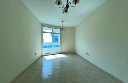 Apartment - 1 Bedroom - 2 Bathrooms for rent in Axis Residence 2 - Axis Residence - Dubai Silicon Oasis - Dubai