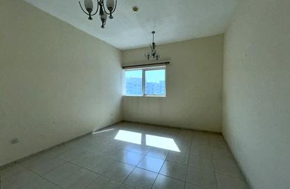 Apartment - 1 Bedroom - 2 Bathrooms for rent in Axis Residence 2 - Axis Residence - Dubai Silicon Oasis - Dubai