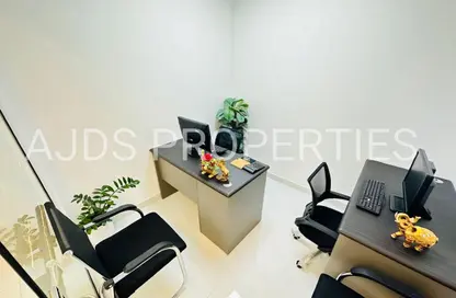 مكتب - غرفة نوم - 1 حمام للايجار في مبنى هوريزون - بورسعيد - ديرة - دبي
