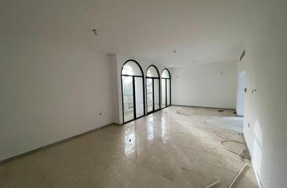 Apartment - 3 Bedrooms - 3 Bathrooms for rent in Al Manaseer - Abu Dhabi Apartment - 3 Bedrooms - 3 Bathrooms for rent in Al Manaseer - Abu Dhabi