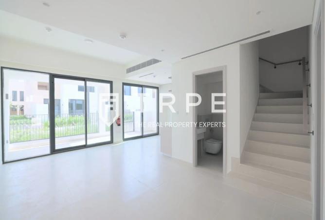 70669867 - Property Main Image