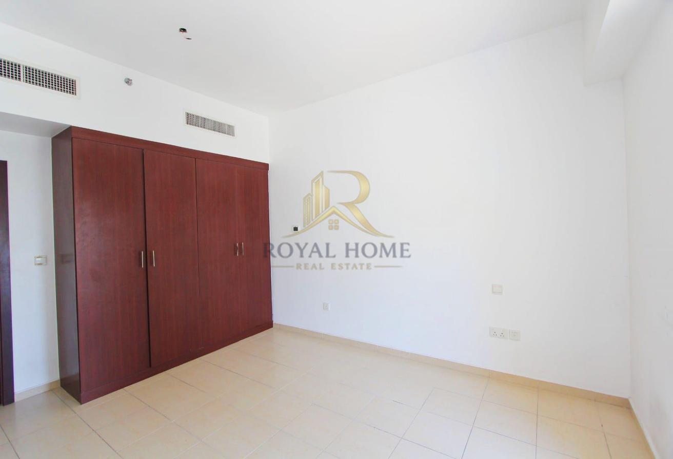 Spacious 3BR|PrimeJBR Location|Exclusive Amenities photo 5