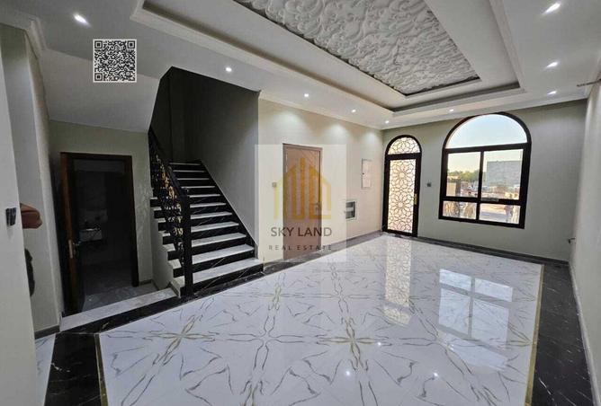 73123670 - Property Image 2