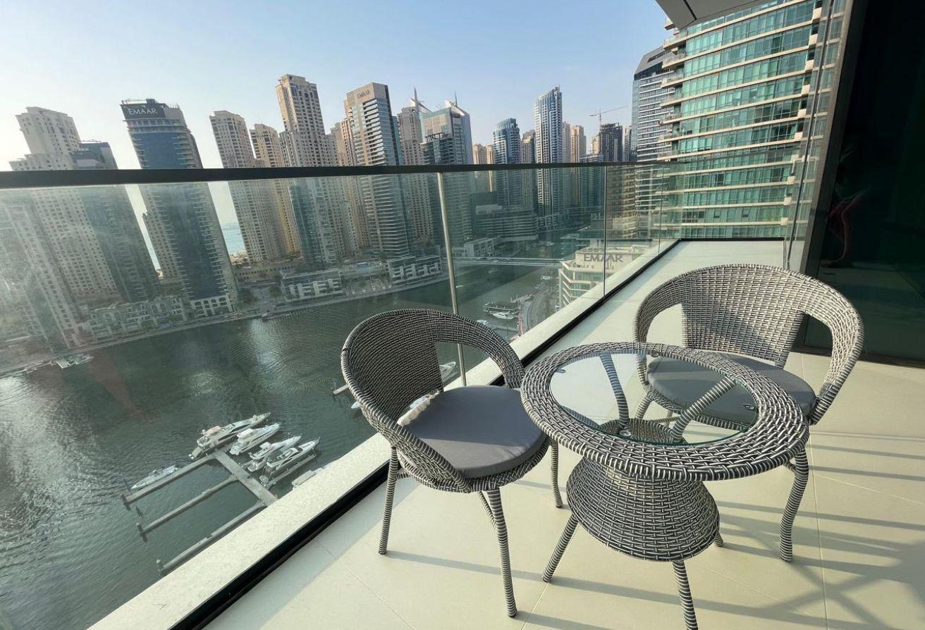 Furnished / Full Marina photo 11