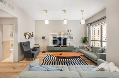 Apartment - 2 Bedrooms - 3 Bathrooms for sale in Rimal 3 - Rimal - Jumeirah Beach Residence - Dubai