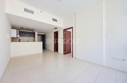 Apartment - 1 - 2 for sale in Royal Residence 1 - Royal Residence - Dubai Sports City - Dubai