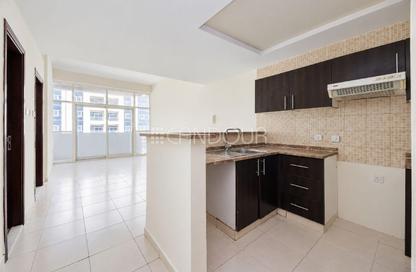 Apartment - 1 - 2 for sale in Royal Residence 1 - Royal Residence - Dubai Sports City - Dubai