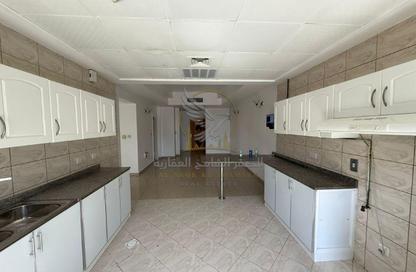 Apartment - 2 - 2 for rent in Al Majaz 3 - Al Majaz - Sharjah