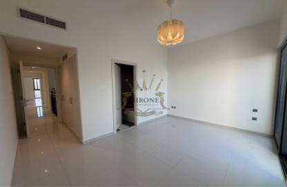 Townhouse - 3 - 5 for rent in Primrose - Damac Hills 2 - Dubai