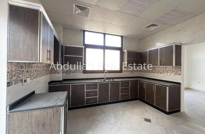 Villa - 5 - 6 for rent in Al Hooshi Villas - Hoshi - Al Badie - Sharjah Villa - 5 - 6 for rent in Al Hooshi Villas - Hoshi - Al Badie - Sharjah