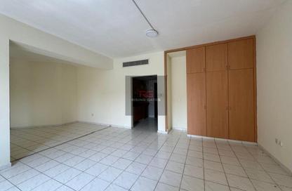 Apartment - Studio - 1 Bathroom for sale in Building U04 - Italy Cluster - International City - Dubai
