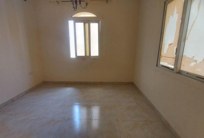 79861694 - Property Image 3