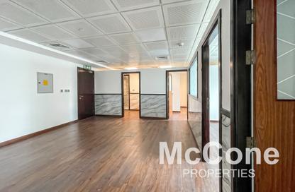 Office Space - Studio - 1 for rent in Indigo Icon - JLT Cluster F - Jumeirah Lake Towers - Dubai Office Space - Studio - 1 for rent in Indigo Icon - JLT Cluster F - Jumeirah Lake Towers - Dubai