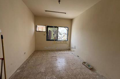 Apartment - 2 Bedrooms - 2 Bathrooms for rent in Bu Tina - Al Sharq - Sharjah Apartment - 2 Bedrooms - 2 Bathrooms for rent in Bu Tina - Al Sharq - Sharjah
