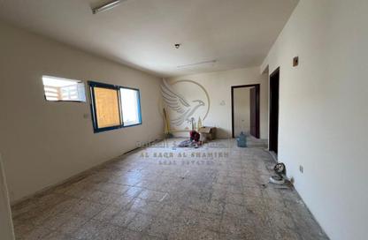 Apartment - 2 Bedrooms - 2 Bathrooms for rent in Bu Tina - Al Sharq - Sharjah Apartment - 2 Bedrooms - 2 Bathrooms for rent in Bu Tina - Al Sharq - Sharjah