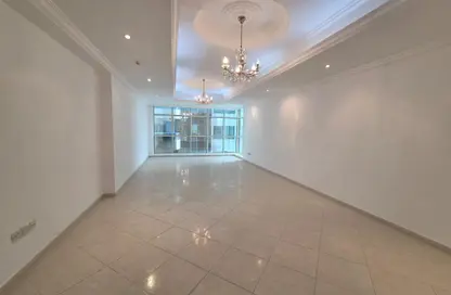 Apartment - 3 Bedrooms - 4 Bathrooms for sale in Al Khan Corniche - Al Khan - Sharjah