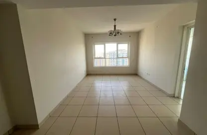 Apartment - 3 Bedrooms - 5 Bathrooms for rent in Al Khan Corniche - Al Khan - Sharjah