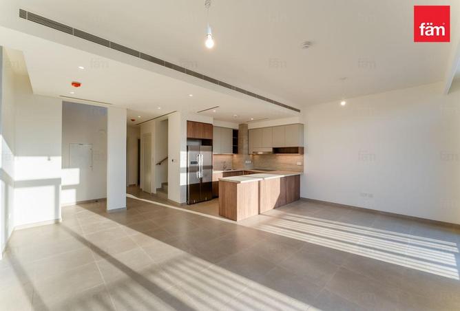 2Oluc89VJho - صورة العقار 2