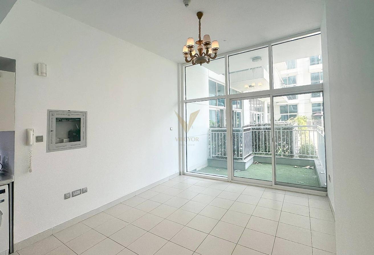 SPACIOUS | SEPARATE KITCHEN | GARDEN VIEW photo 4